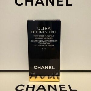 Chanel Ultra Le Teint Velvet B40 Matte Foundation - New in Box